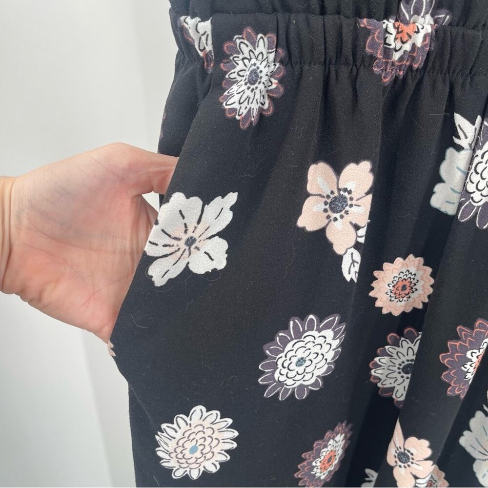 ANN TAYLOR LOFT Outlet Jumpsuit Size Extra Small Black Bloom Floral Office Work - Picture 11 of 12